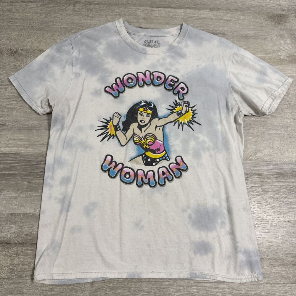 Wonder Woman Shirt DC Comics Men’s Gray Tie Dye Medium Cotton Amazonian Hero Tee